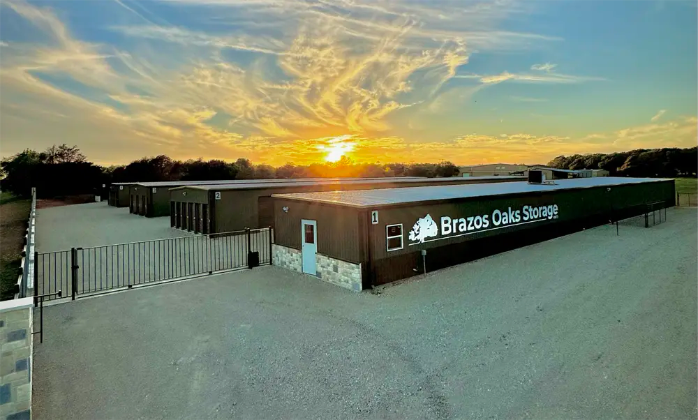 Brazos Oaks Storage drive-up climate buildings at 2932 W Elm Mott Dr, Waco, TX